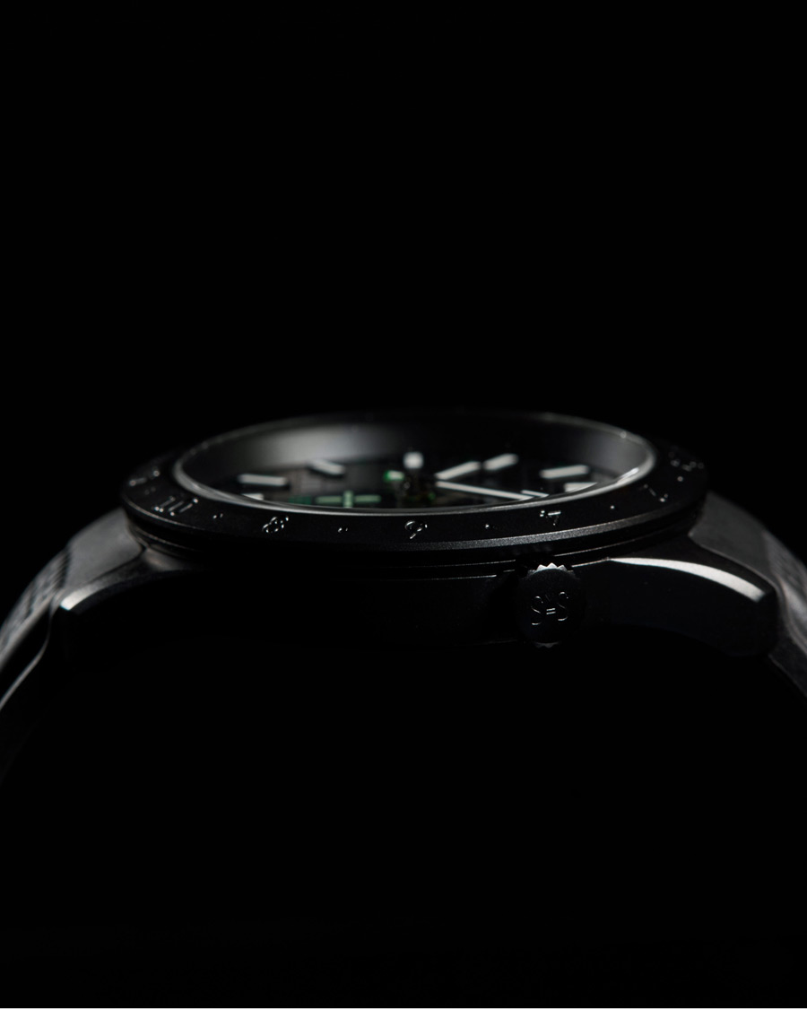 Herren | Sjöö Sandström Royal Steel Worldtimer LEET Black with Rubber 41mm | Sjöö Sandström | Royal Steel Worldtimer LEET Black with Rubber 41mm