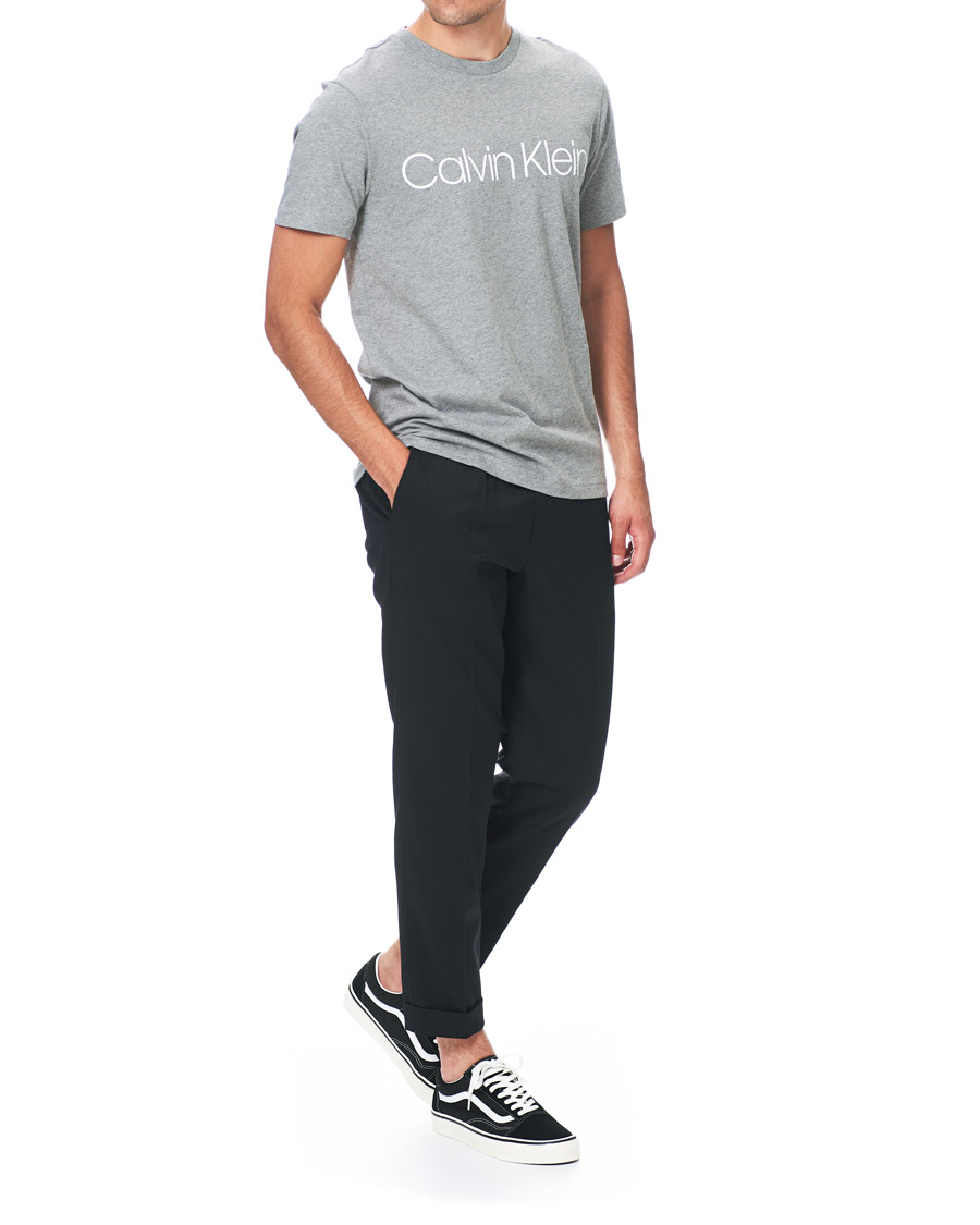 Herren | T-Shirts | Calvin Klein | Front Logo Tee Mid Grey Heather