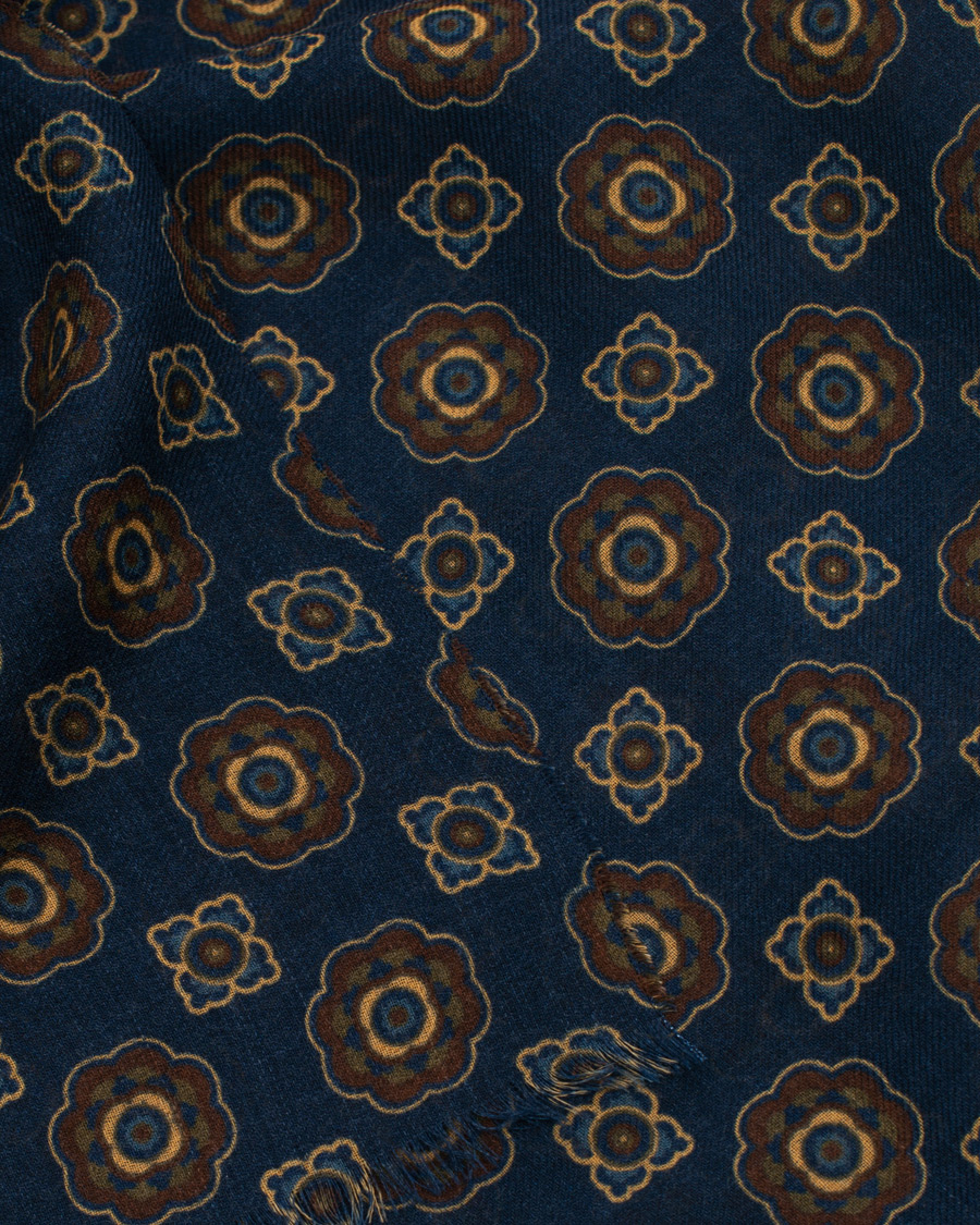 Herren | Altea Medallion Printed Wool Scarf Blue | Altea | Medallion Printed Wool Scarf Blue