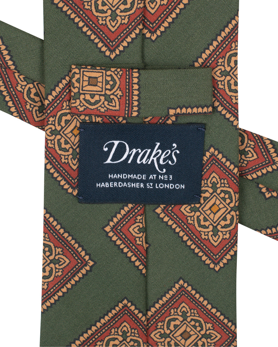Herren | Drake's Washed Silk Printed Large Square Tie 8 cm Green | Drake's | Washed Silk Printed Large Square Tie 8 cm Green