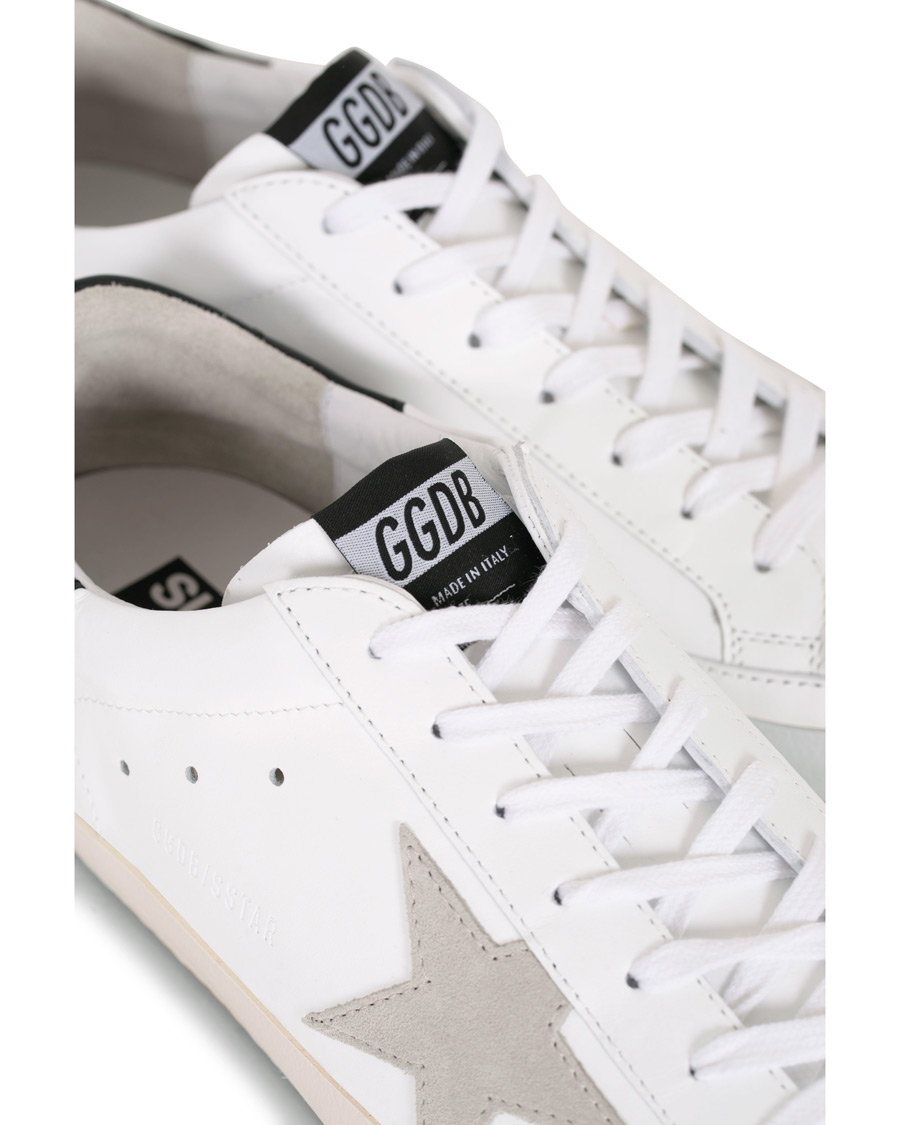 Herren | Golden Goose Deluxe Brand Black/Gold Lettering Superstar Sneaker White Calf | Golden Goose | Deluxe Brand Black/Gold Lettering Superstar Sneaker White Calf