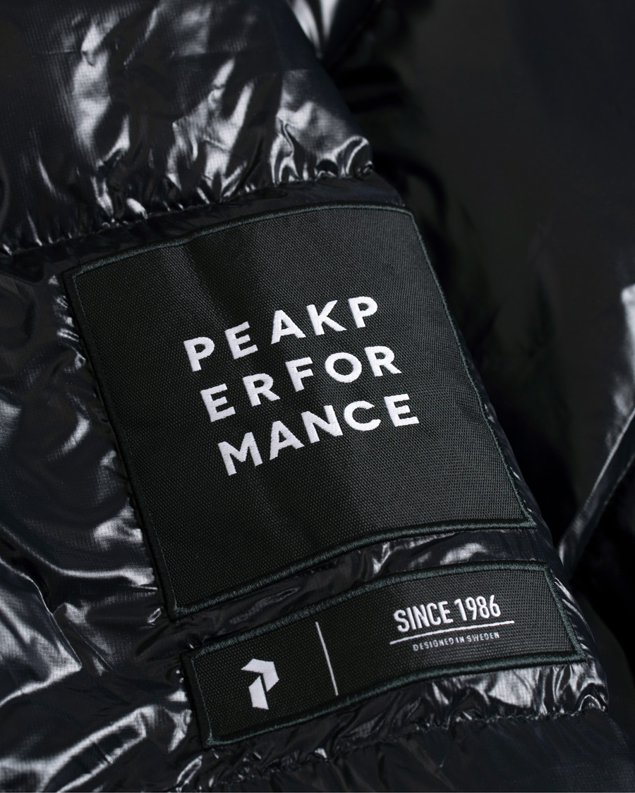 Herren | Jacken | Peak Performance | Moment Down High Gloss Jacket Black