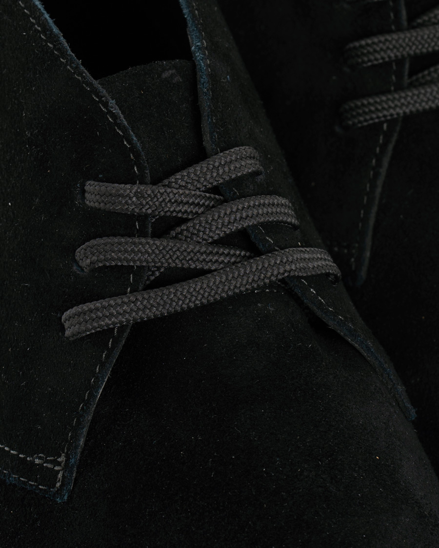 Herren | Fred Perry Portwood Suede Chukka Sneaker Black/Champagne | Fred Perry | Portwood Suede Chukka Sneaker Black/Champagne