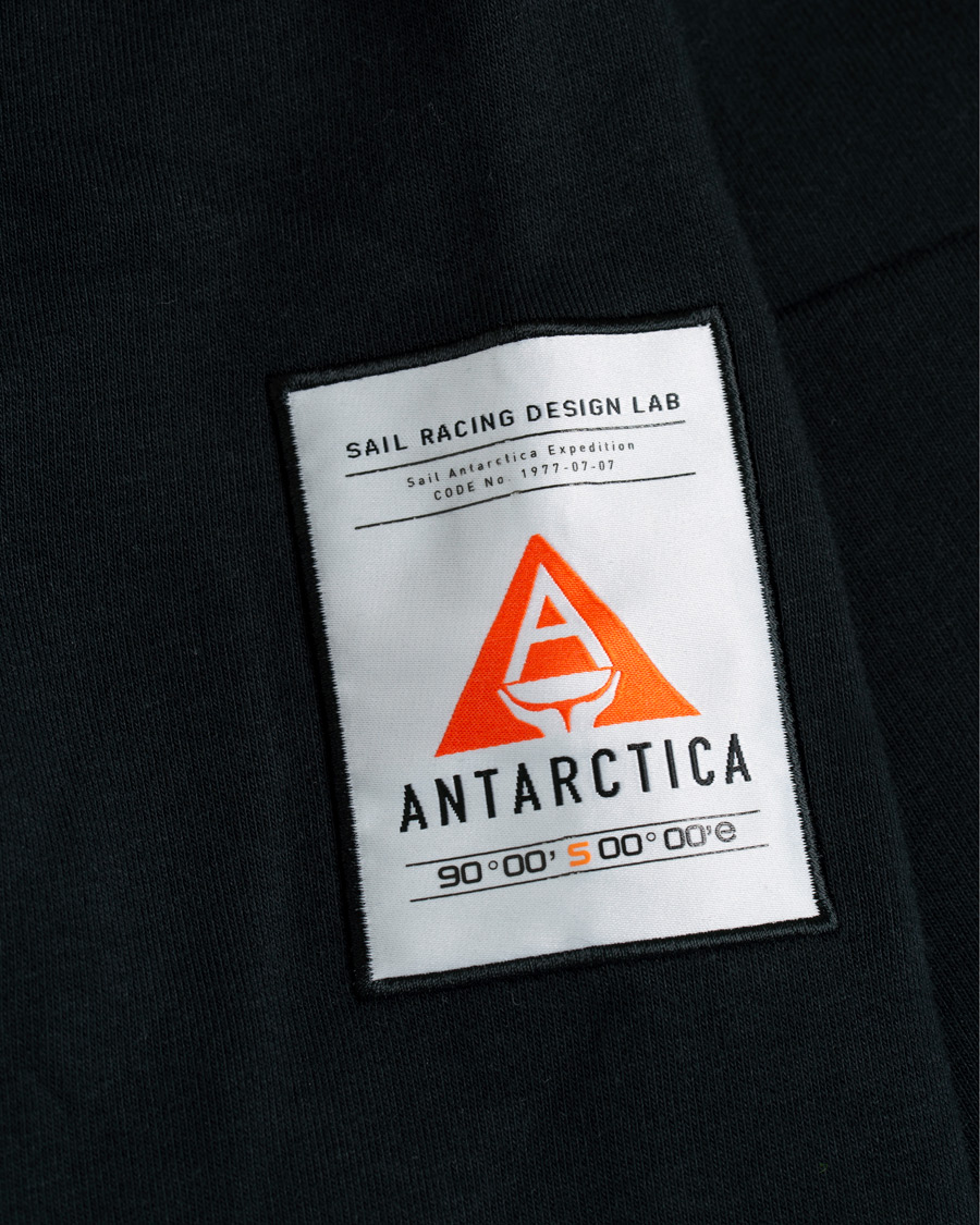 Herren | Pullover | Sail Racing | Antarctica Hoodie Carbon