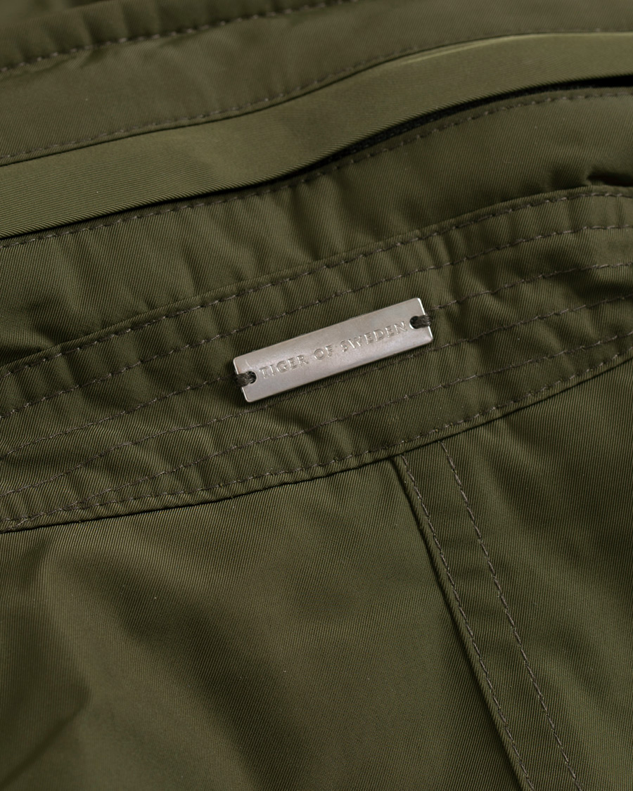 Herren | Jacken | Tiger of Sweden | Ossien Padded Field Jacket Military Green
