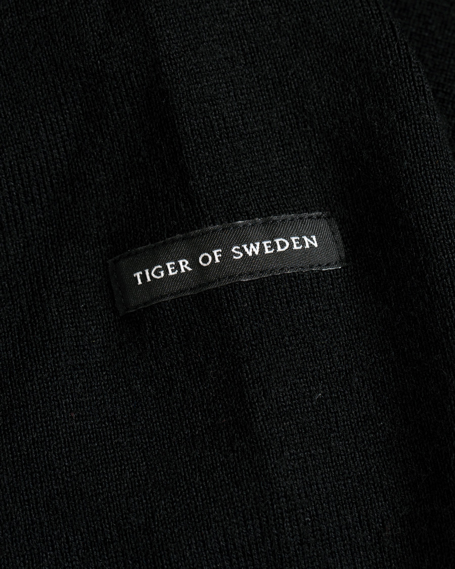 Herren | Pullover | Tiger of Sweden | Harvik Wool Logo Crew Neck Black