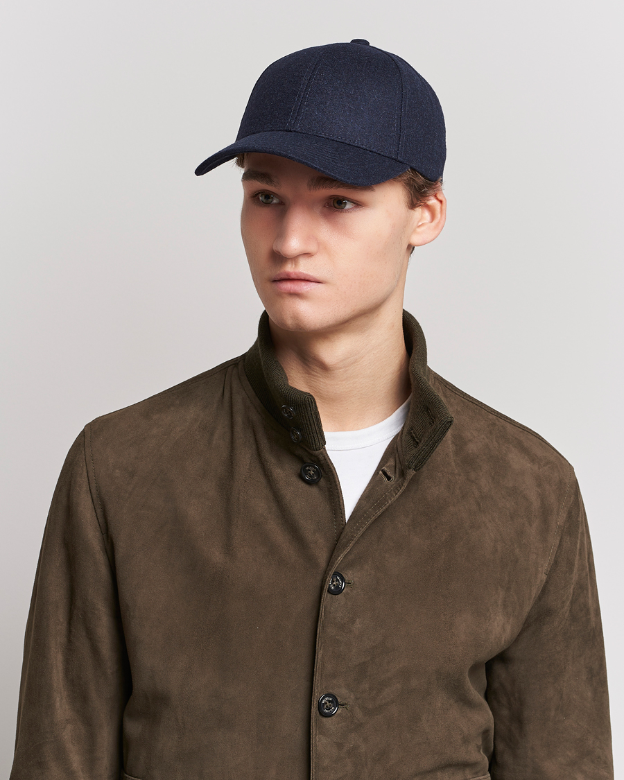 Herren | Varsity Headwear Flannel Baseball Cap Dark Navy | Varsity Headwear | Flannel Baseball Cap Dark Navy