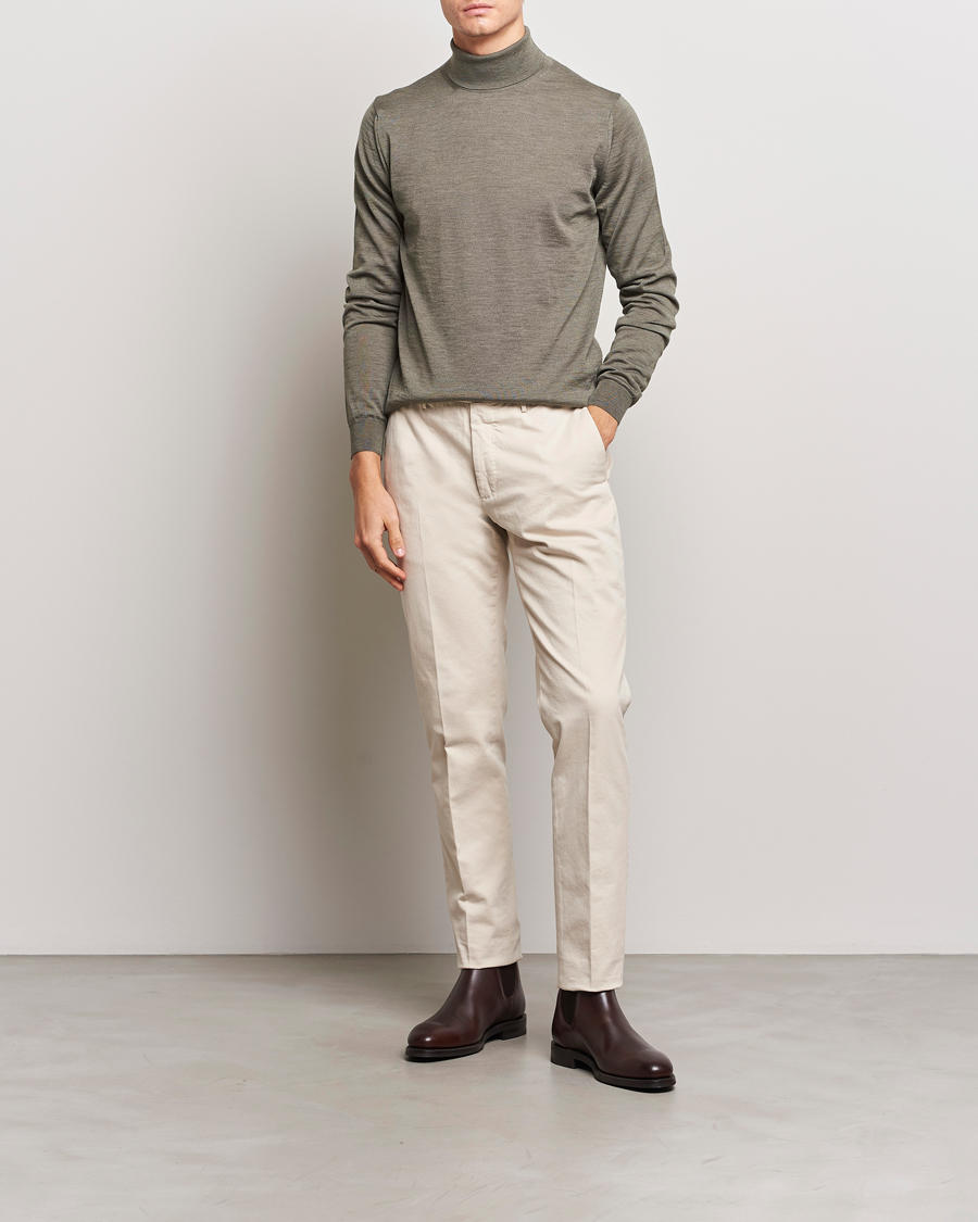 Herren | Pullover | Stenströms | Fine Merino Rollneck Olive