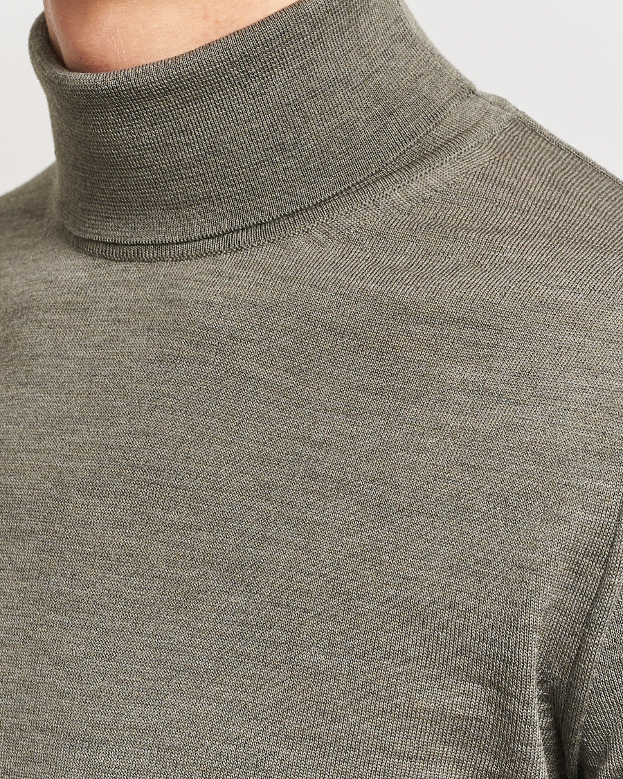 Herren | Pullover | Stenströms | Fine Merino Rollneck Olive