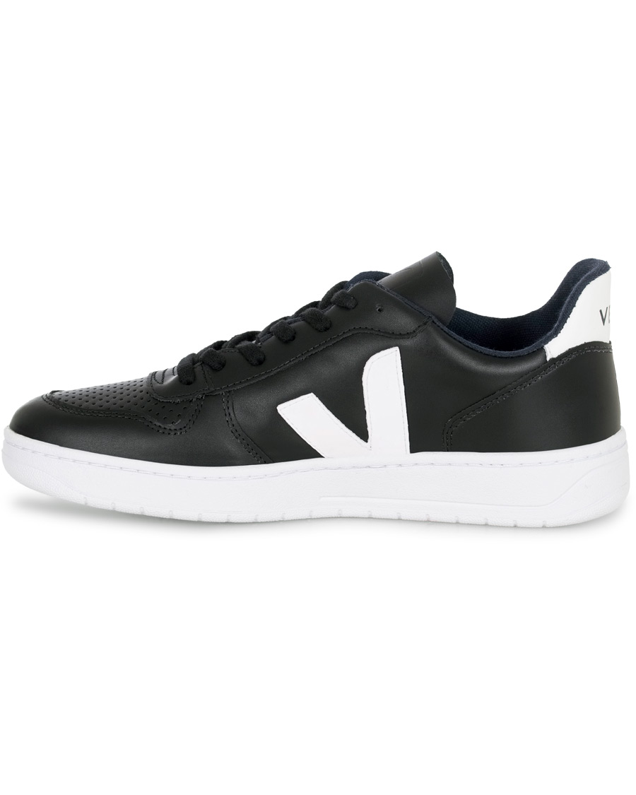 veja v10 leather black