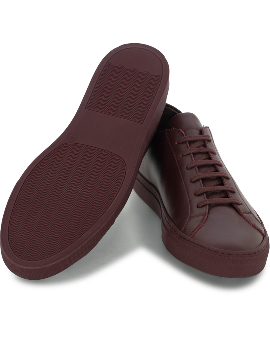 Herren | Common Projects Original Achilles Leather Sneaker Wine Red | Common Projects | Original Achilles Leather Sneaker Wine Red