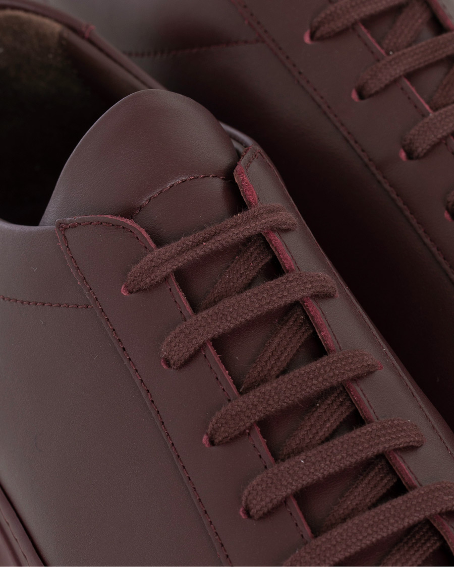 Herren | Common Projects Original Achilles Leather Sneaker Wine Red | Common Projects | Original Achilles Leather Sneaker Wine Red