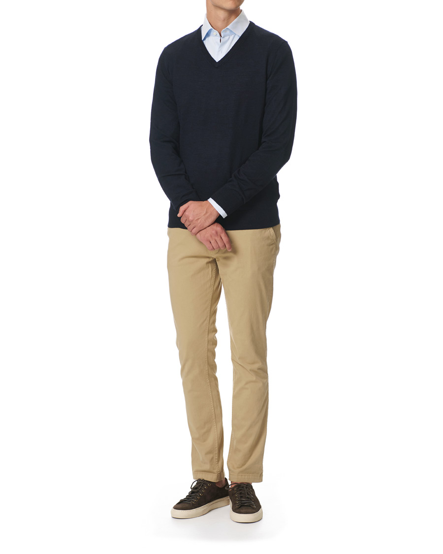 Herren | Pullover | Tiger of Sweden | Rael V-Neck Pullover Navy
