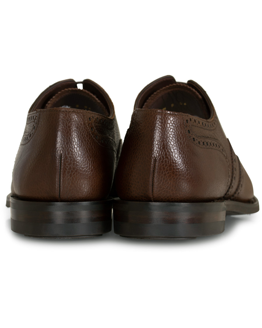 Herren | Loake 1880 Buckingham Brogue Dark Brown Grain Calf | Loake 1880 | Buckingham Brogue Dark Brown Grain Calf