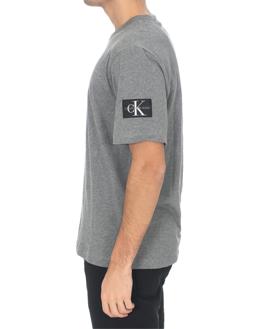Herren | T-Shirts | Calvin Klein Jeans | Monogram Sleeve Badge Tee Mid Grey Heather