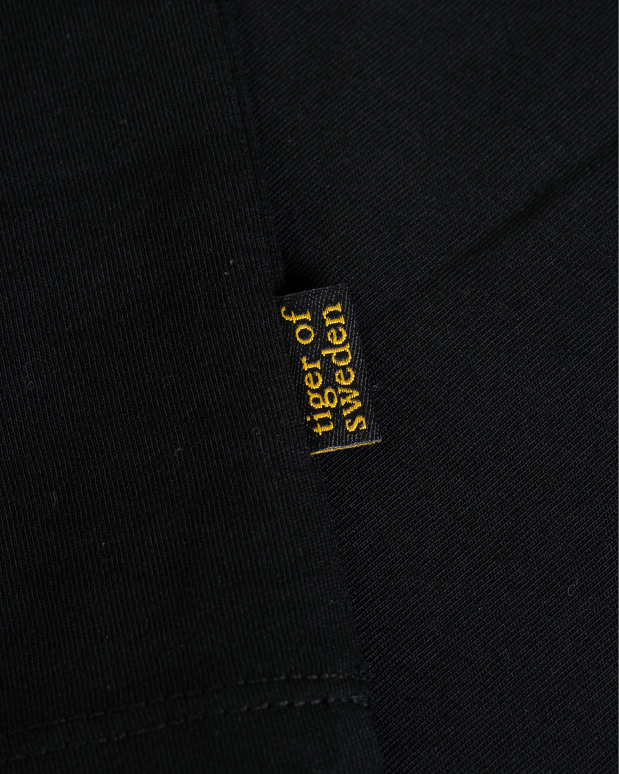 Herren | T-Shirts | Tiger of Sweden Jeans | Fleek Printed Crew Neck Tee Black