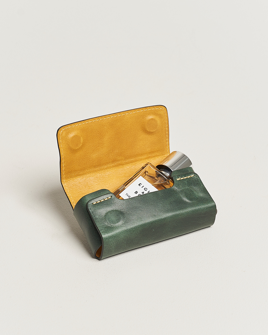 Herren |  | Eight & Bob | Perfume Leather Case Forest Green