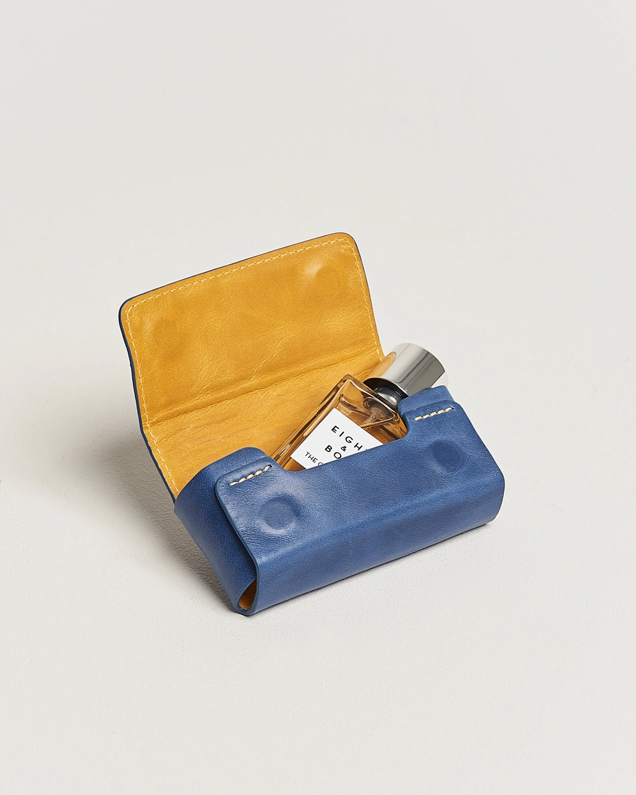 Herren |  | Eight & Bob | Perfume Leather Case Navy Blue