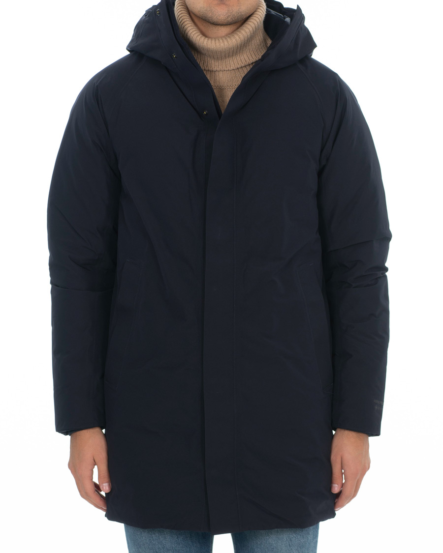 Norse Projects Rokkvi GORE-TEX Parka Dark Navy bei Care of Carl