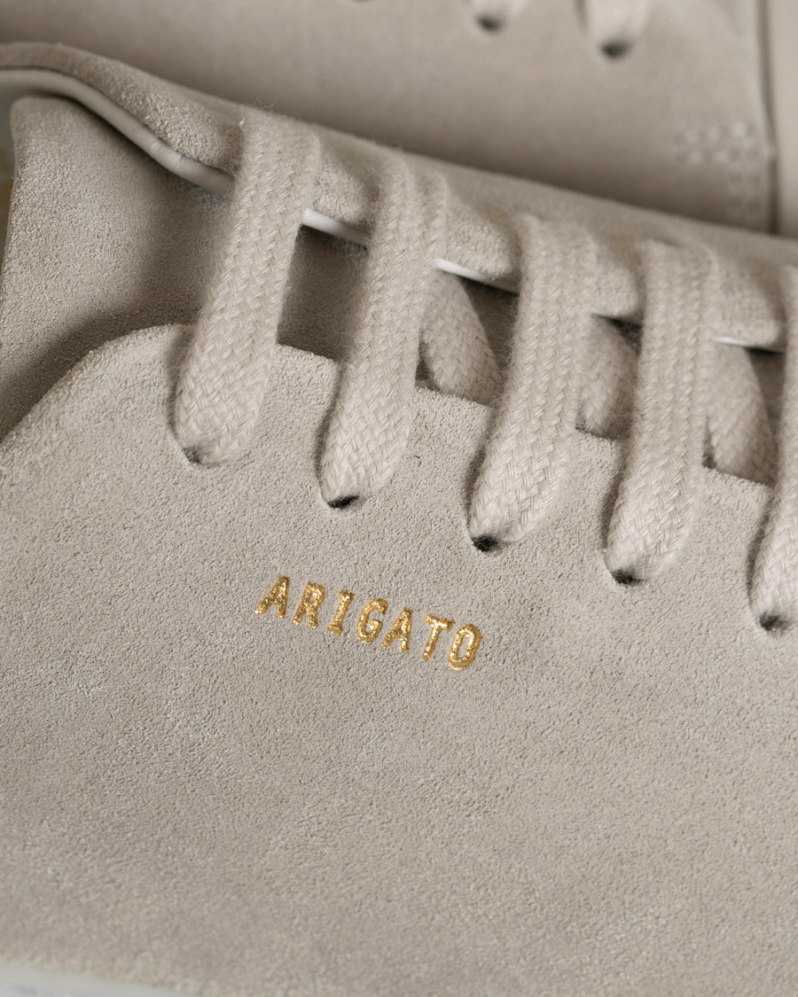Herren | Axel Arigato Cap Toe Sneaker Off White Suede | Axel Arigato | Cap Toe Sneaker Off White Suede