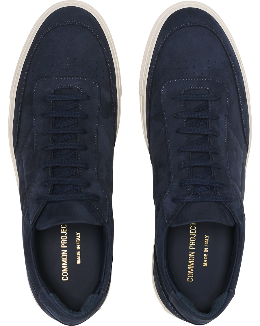 Herren | Common Projects Resort Classic Sneaker Navy Nubuck | Common Projects | Resort Classic Sneaker Navy Nubuck