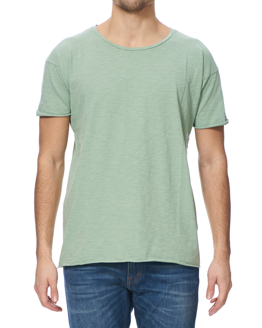 Herren | T-Shirts | Nudie Jeans | Roger Slub Crew Neck Tee Pale Green