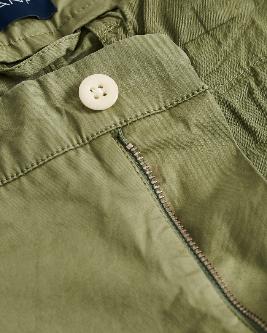 Herren | Shorts | GANT | Regular Sunbleached Shorts Oil Green