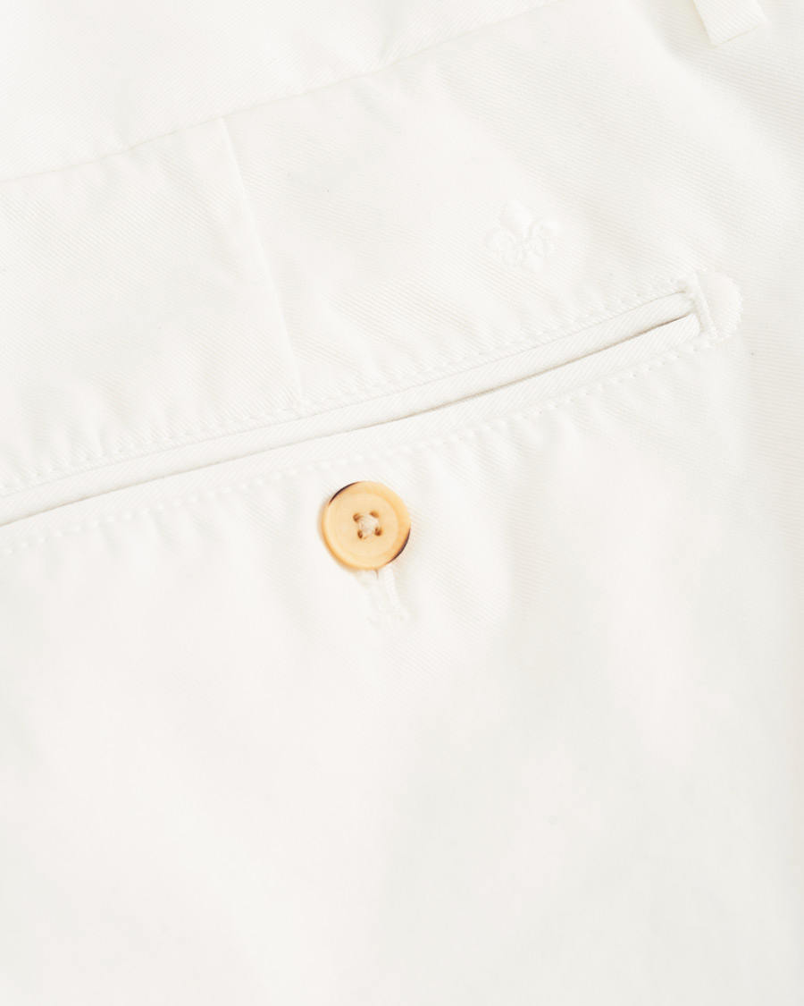 Herren | Hosen | Morris | Bernard Pleated Turn Up Trousers Off White