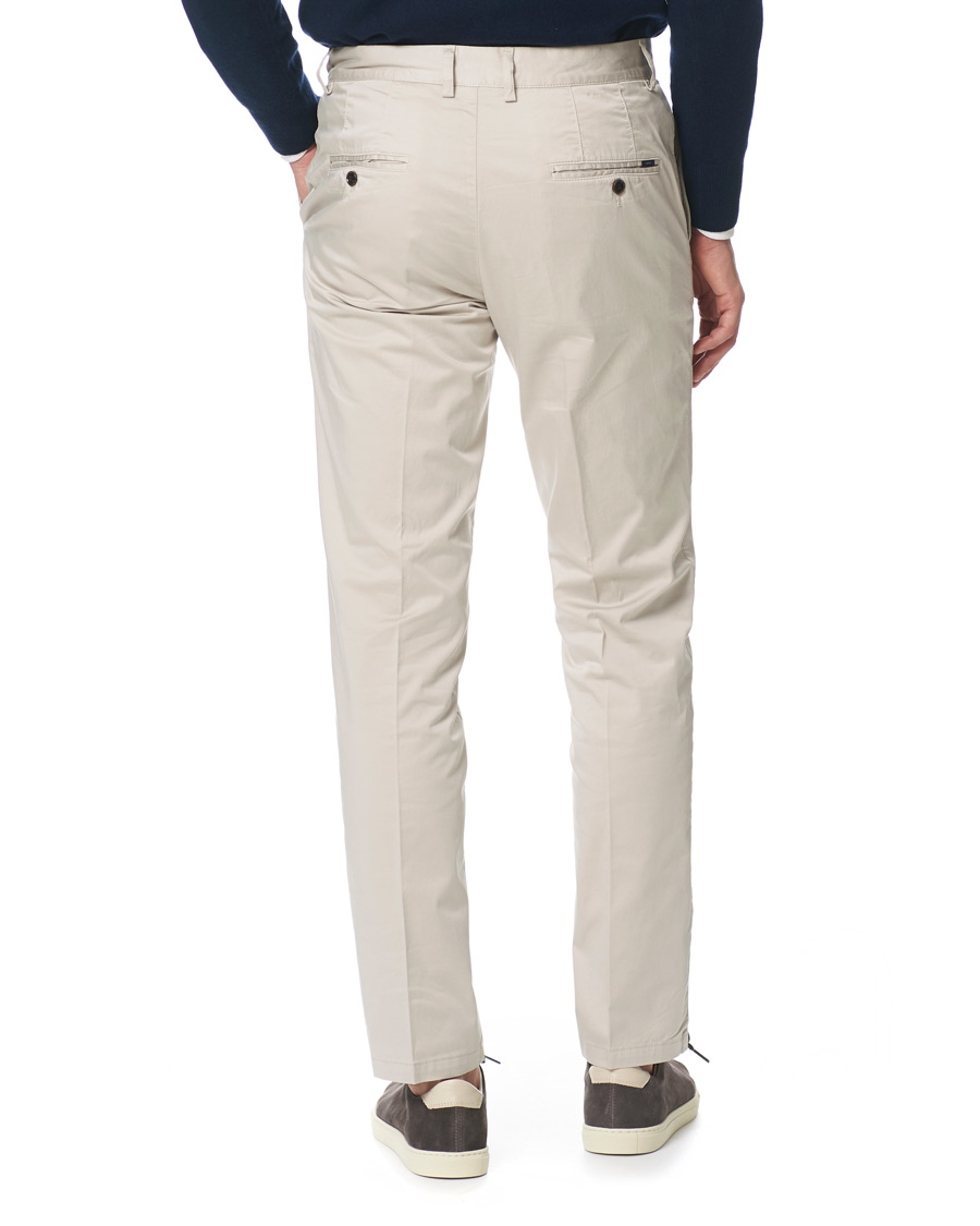 Herren | Hosen | Tiger of Sweden | Truman Satin Chinos Beige