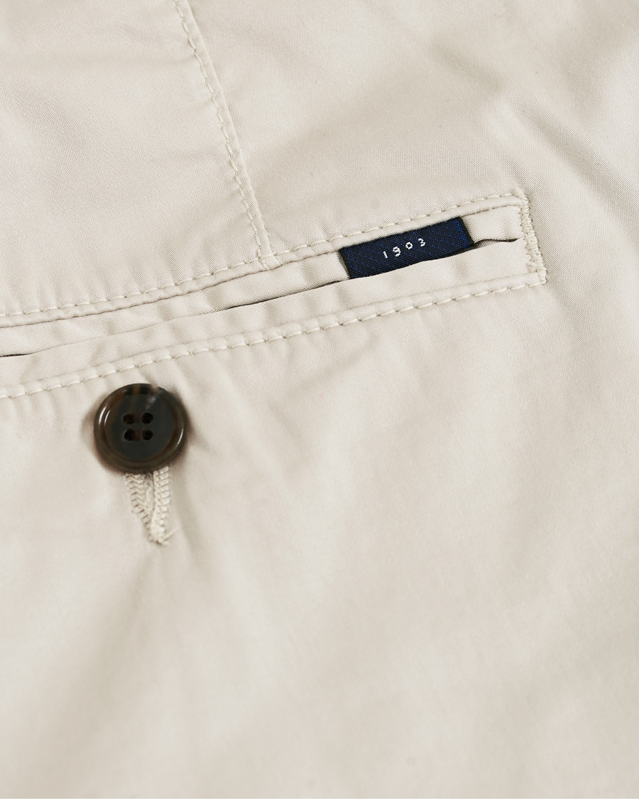 Herren | Hosen | Tiger of Sweden | Truman Satin Chinos Beige
