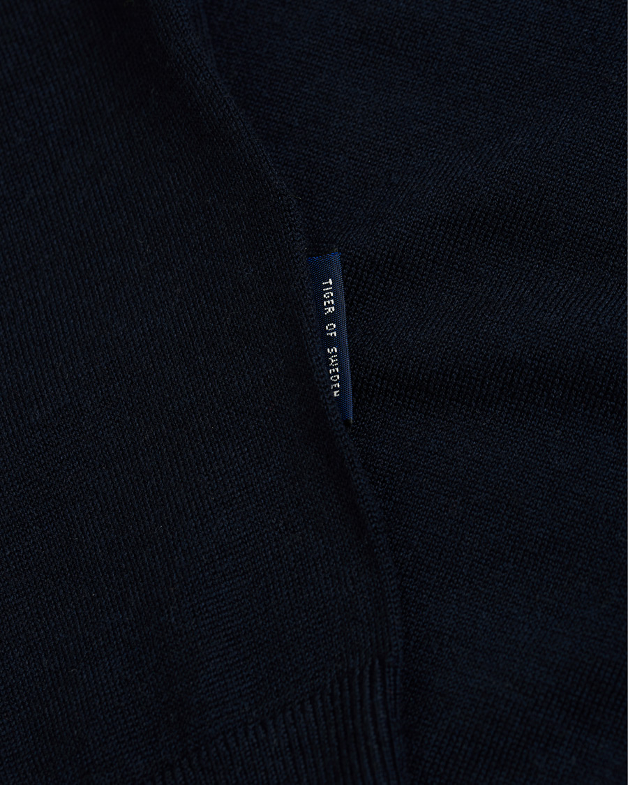 Herren | Pullover | Tiger of Sweden | Newton Knitted Long Sleeve Polo Navy