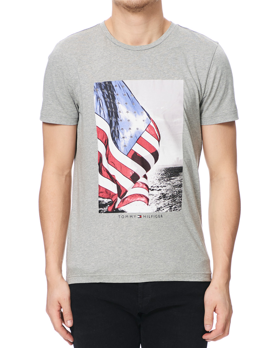 Herren | T-Shirts | Tommy Hilfiger | Flag Photo Print Crew Neck Tee Medium Grey Heather XL
