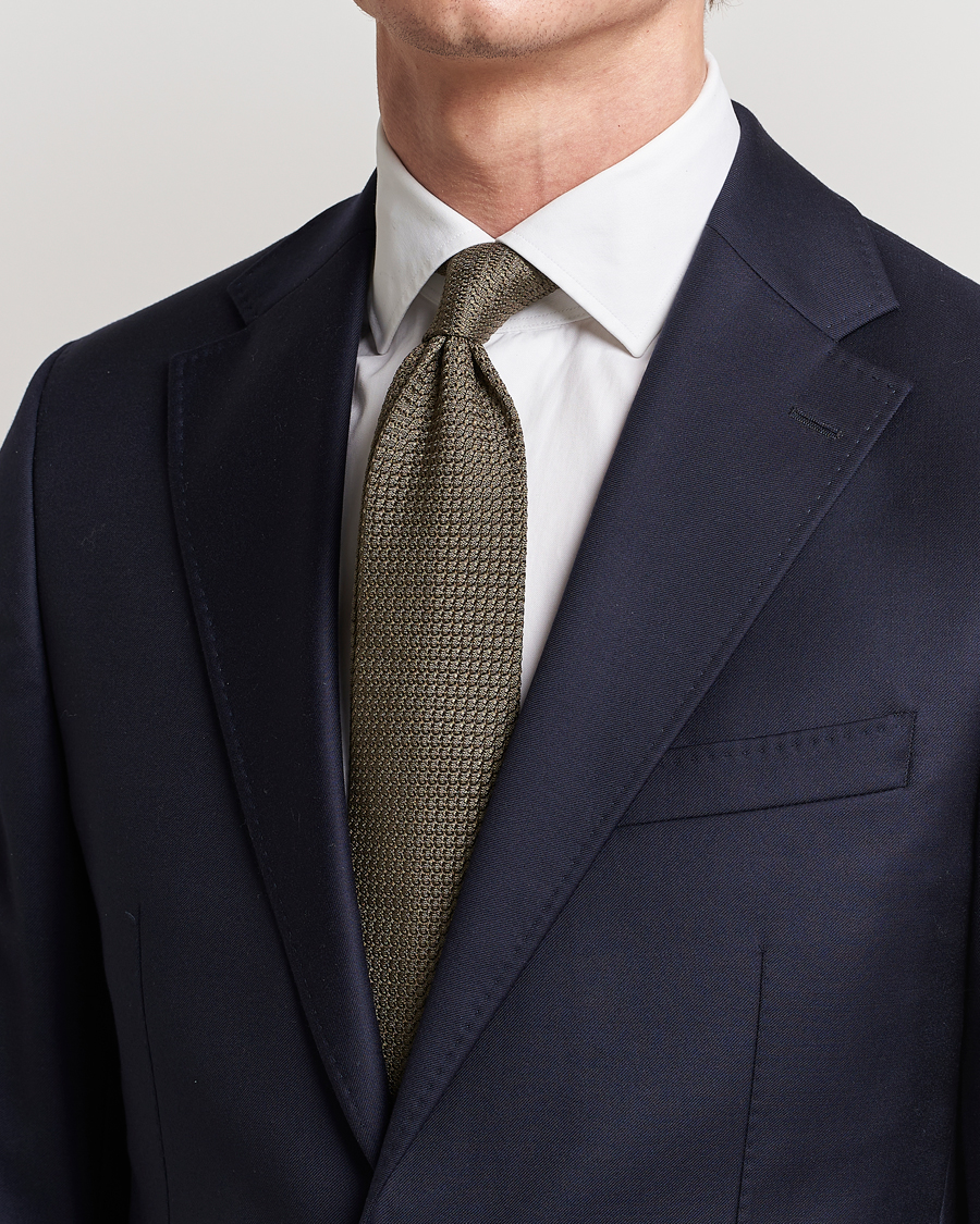 Herren | Amanda Christensen Silk Grenadine 8 cm Tie Olive | Amanda Christensen | Silk Grenadine 8 cm Tie Olive