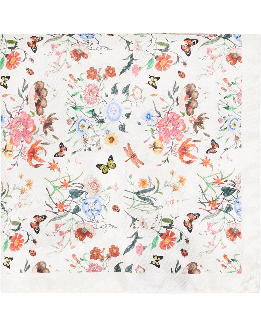 Herren | Amanda Christensen Silk Twill Printed Pocket Square White | Amanda Christensen | Silk Twill Printed Pocket Square White