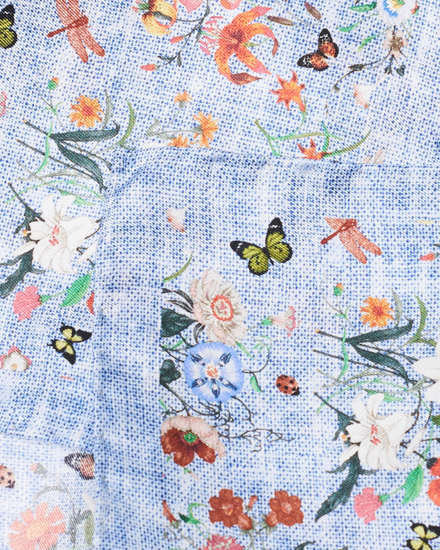 Herren | Amanda Christensen Silk Twill Printed Pocket Square Navy | Amanda Christensen | Silk Twill Printed Pocket Square Navy
