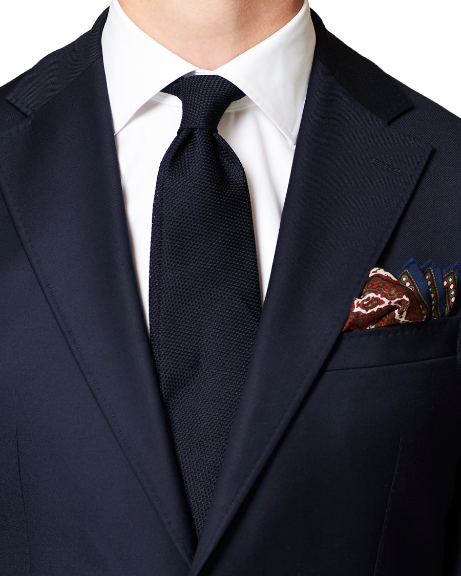 Herren | Drake's Cotton/Modal Medallions Pocket Square Red | Drake's | Cotton/Modal Medallions Pocket Square Red