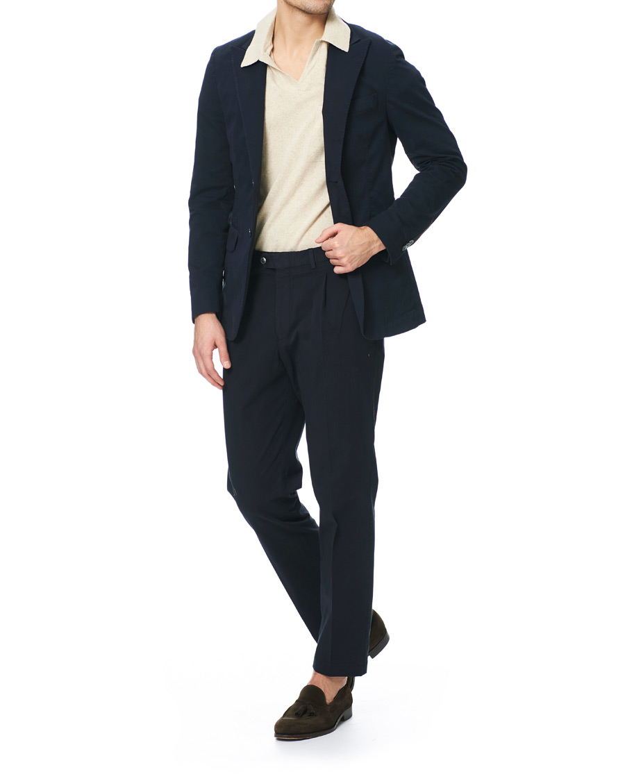 Herren | Hosen | Oscar Jacobson | Delon Pleated Cotton Chinos Blue