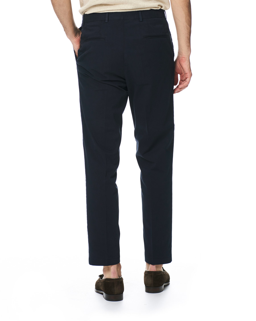 Herren | Hosen | Oscar Jacobson | Delon Pleated Cotton Chinos Blue
