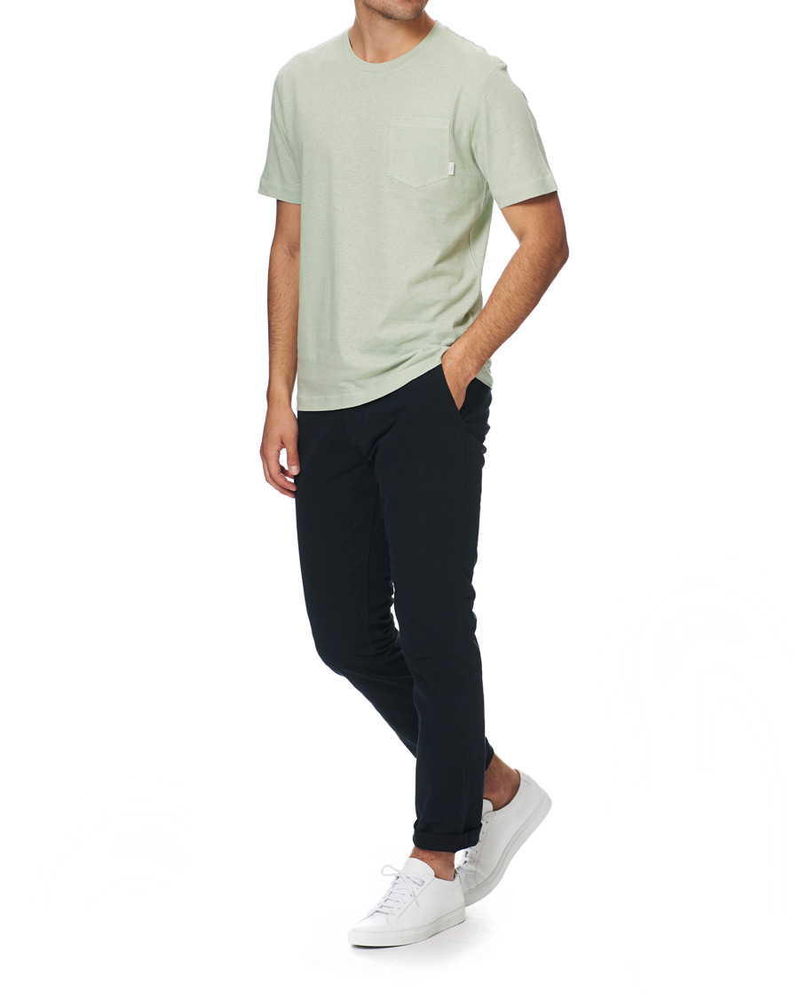 Herren | T-Shirts | Tiger of Sweden | Didelot Linen Crew Neck Tee Soft Mimosa