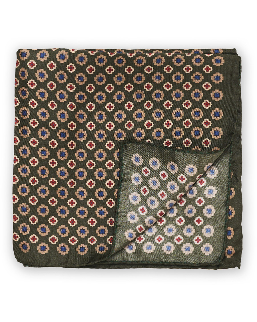 Herren | Amanda Christensen Silk Twill Printed Pocket Square Green | Amanda Christensen | Silk Twill Printed Pocket Square Green