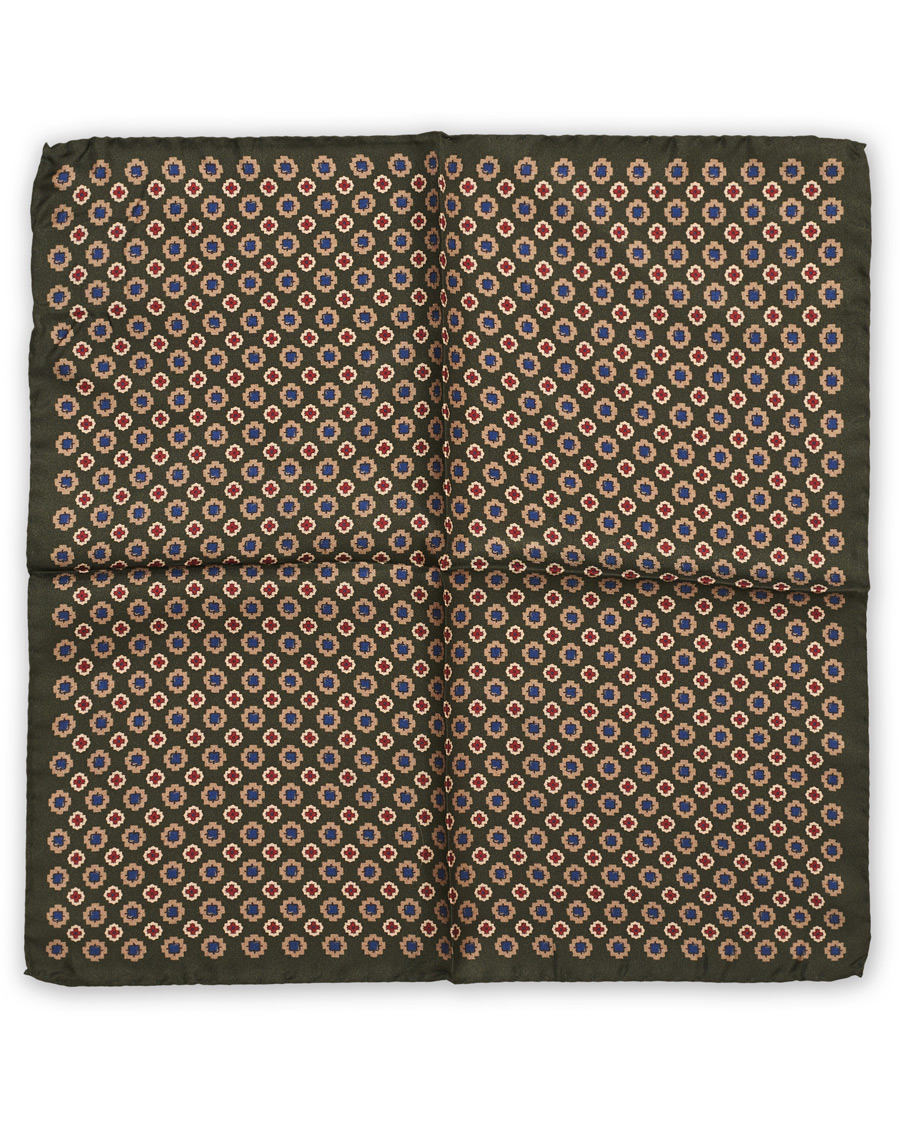 Herren | Amanda Christensen Silk Twill Printed Pocket Square Green | Amanda Christensen | Silk Twill Printed Pocket Square Green