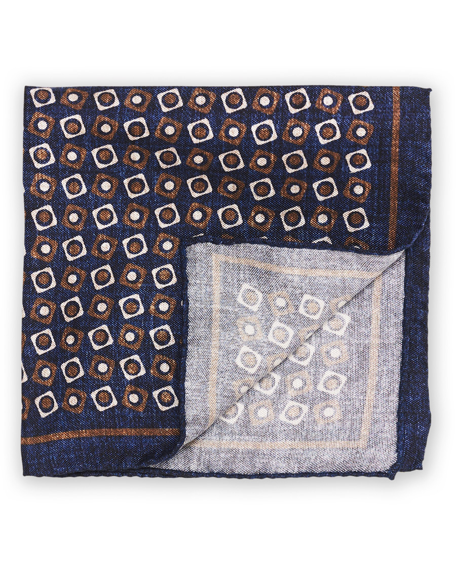 Herren | Amanda Christensen Silk Oxford Printed Pocket Square Navy | Amanda Christensen | Silk Oxford Printed Pocket Square Navy