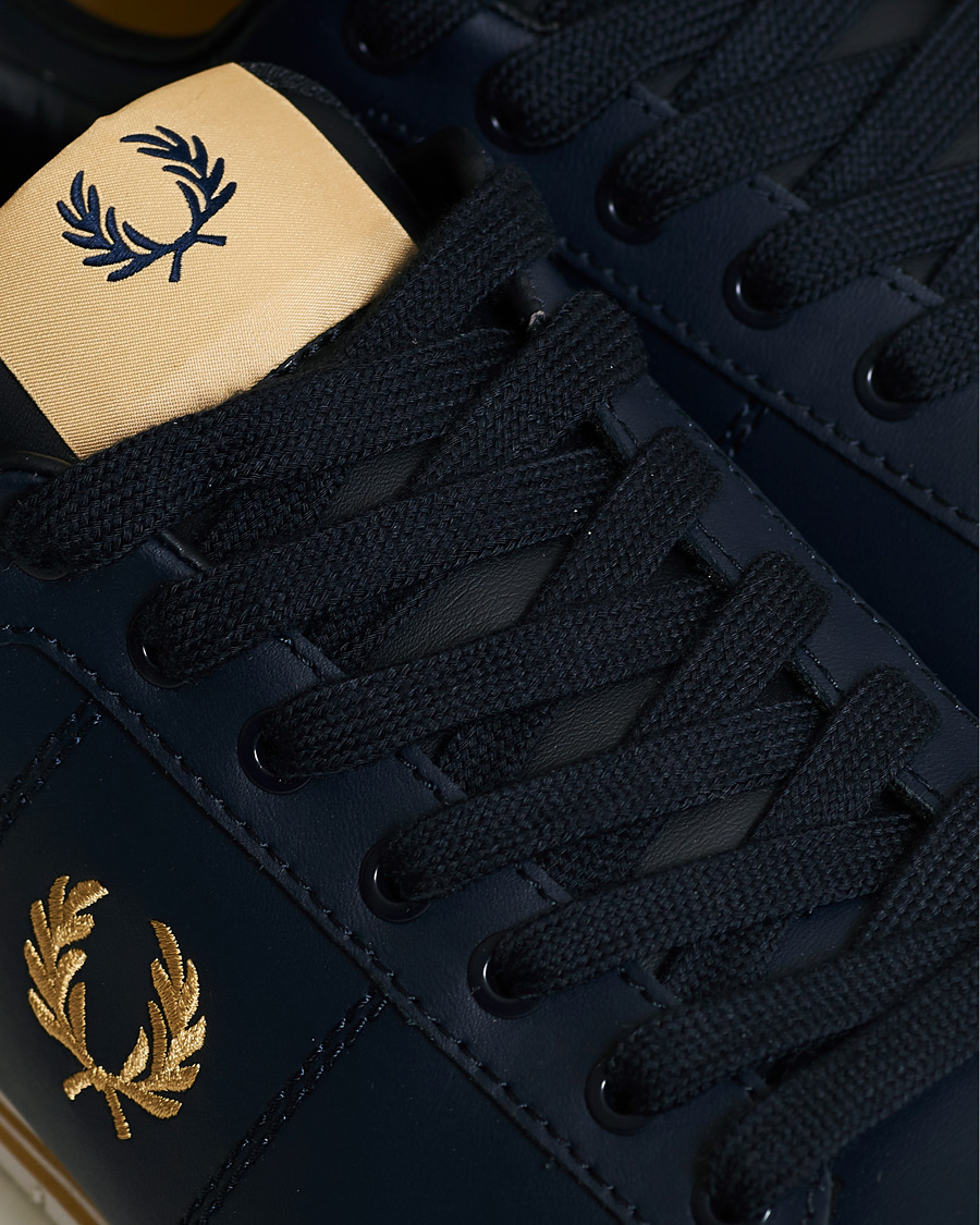 Herren | Fred Perry B722 Leather Sneaker Navy/Gold | Fred Perry | B722 Leather Sneaker Navy/Gold