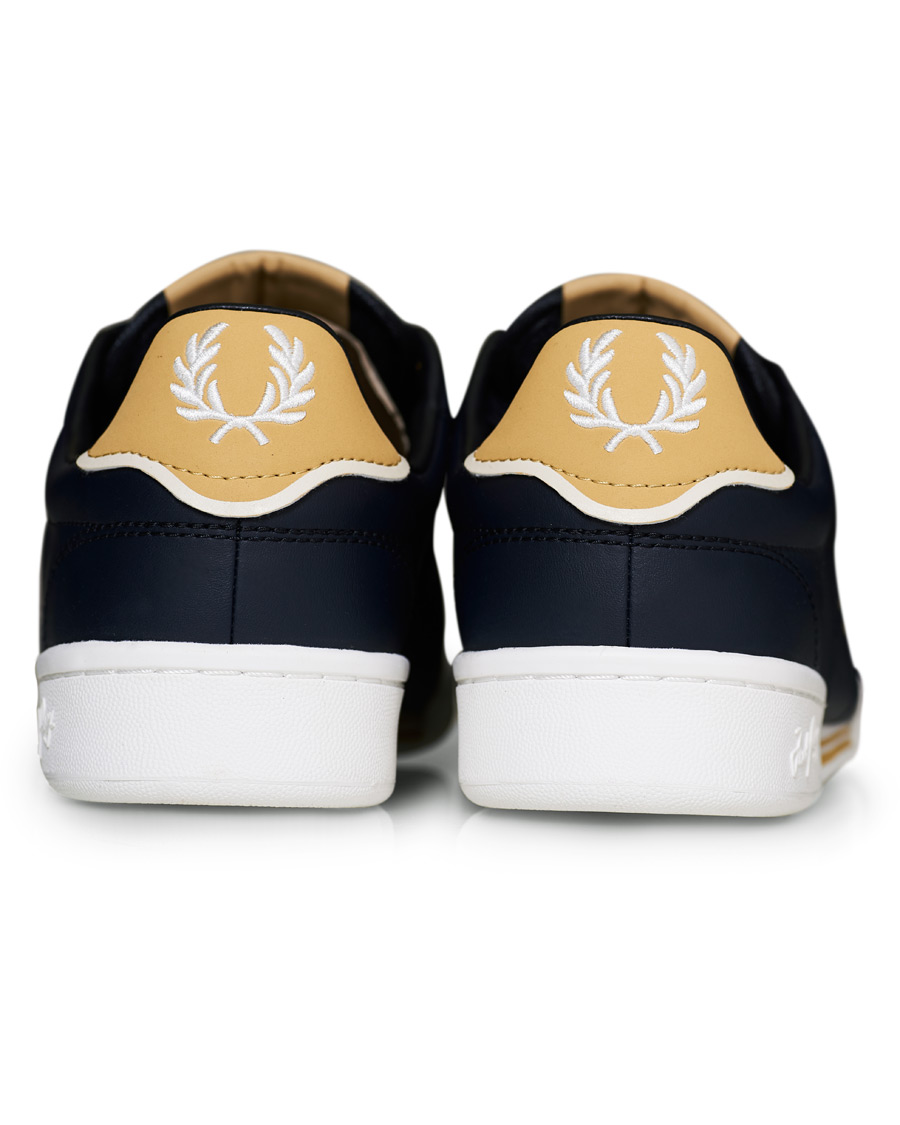 Herren | Fred Perry B722 Leather Sneaker Navy/Gold | Fred Perry | B722 Leather Sneaker Navy/Gold