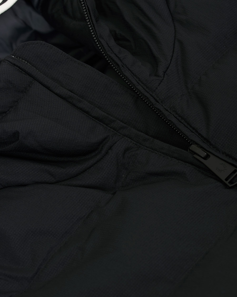 Herren | Jacken | Fred Perry | Hooded Insulated Padded Jacket Black