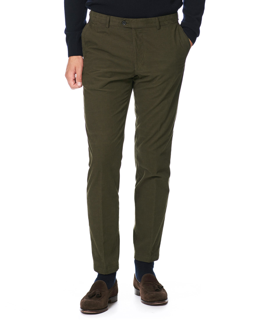 Herren | Hosen | Oscar Jacobson | Denz Baby Cord Trousers Olive