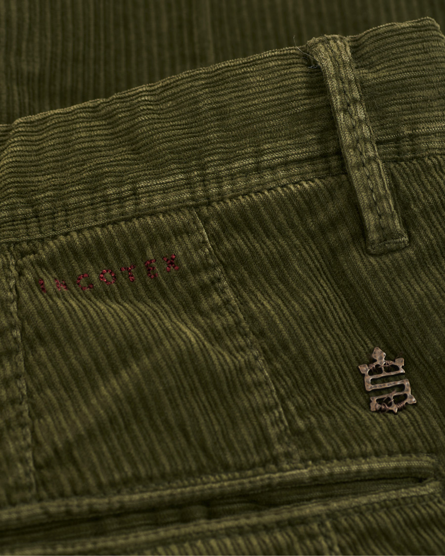 Herren | Hosen | Incotex | Slim Fit Pleated Whalecord Pants Green