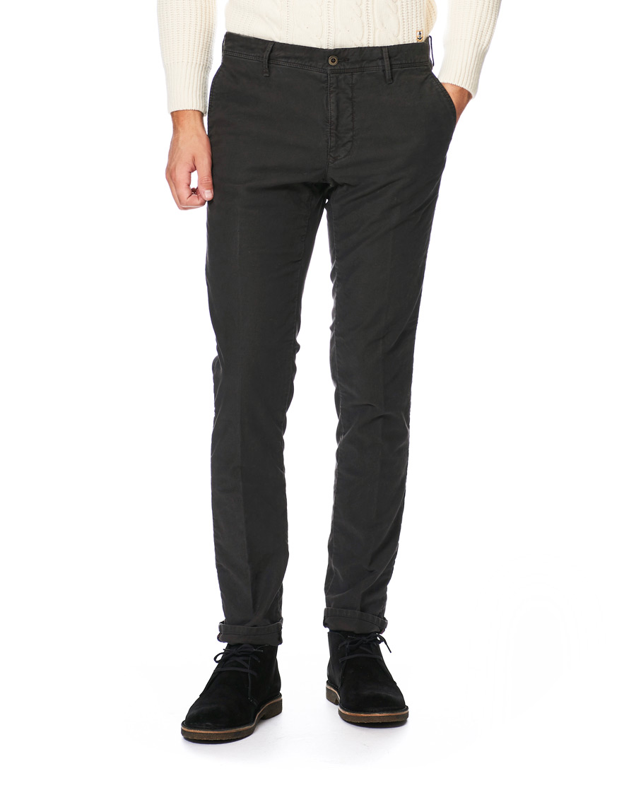 Herren |  | Incotex | Slim Fit Garment Dyed Washed Slacks Black