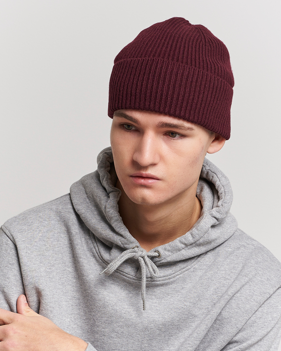 Herren | Colorful Standard Merino Wool Beanie Oxblood Red | Colorful Standard | Merino Wool Beanie Oxblood Red