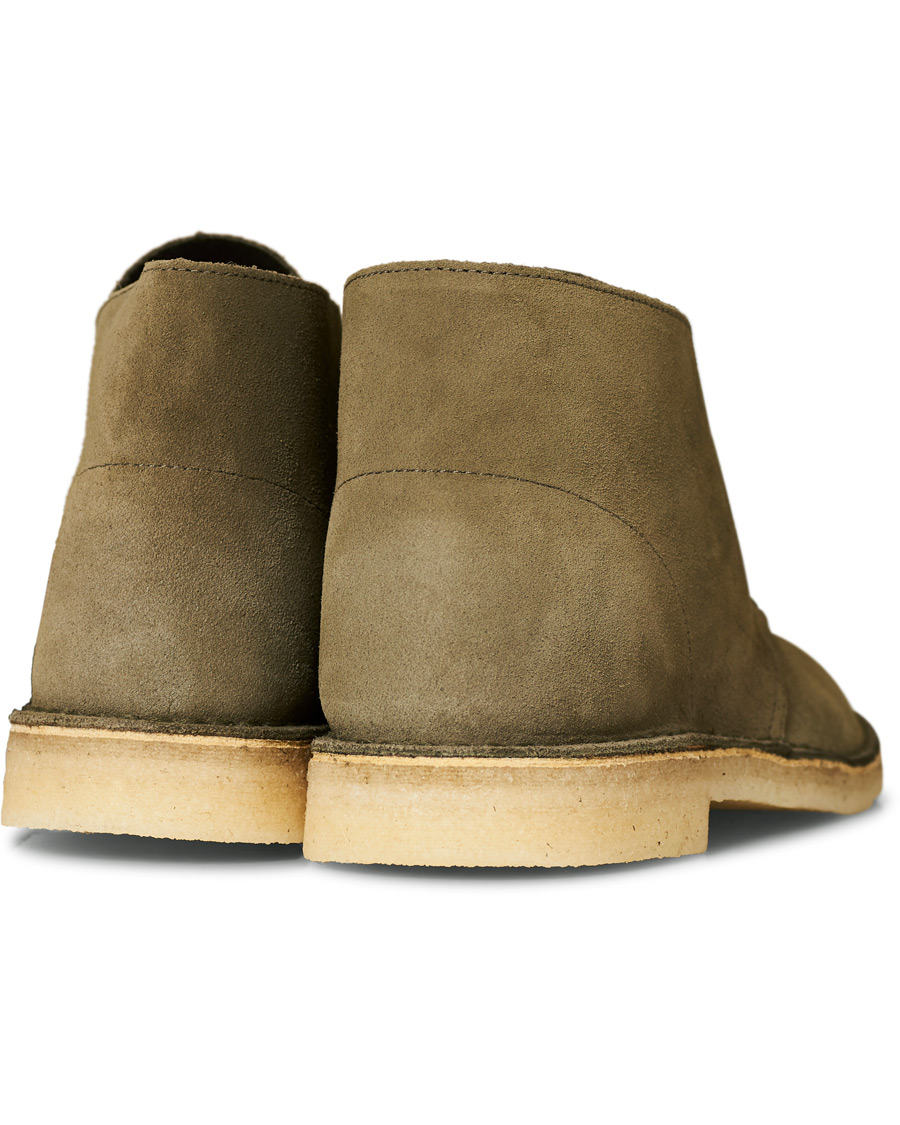Herren | Clarks Originals Desert Boot Light Olive Suede | Clarks Originals | Desert Boot Light Olive Suede